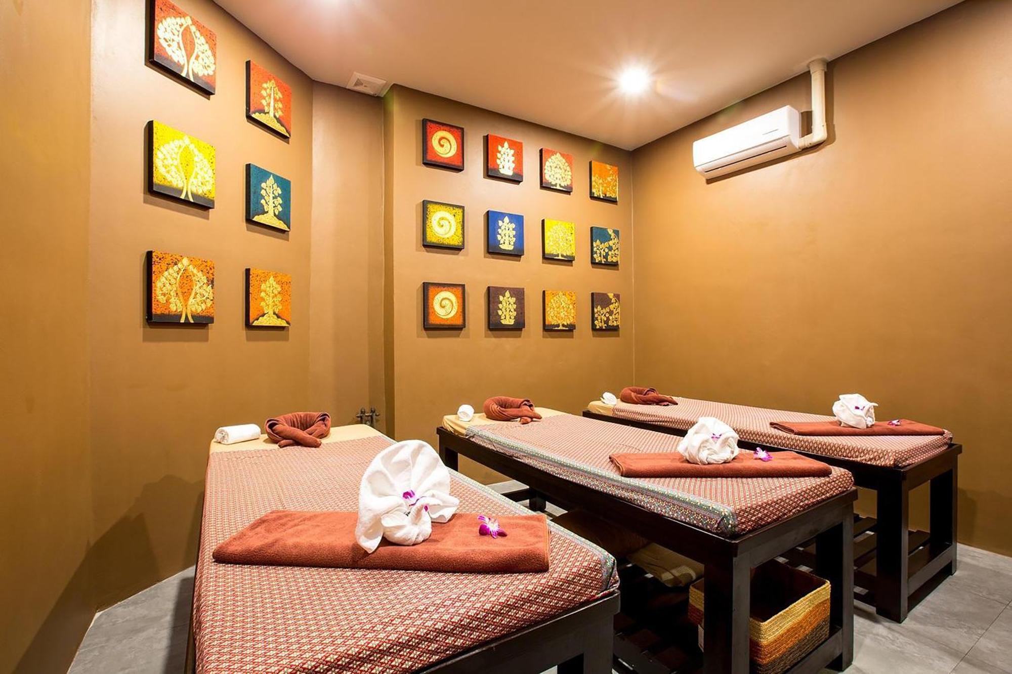 Gu Hotel Patong Пхукет Экстерьер фото
